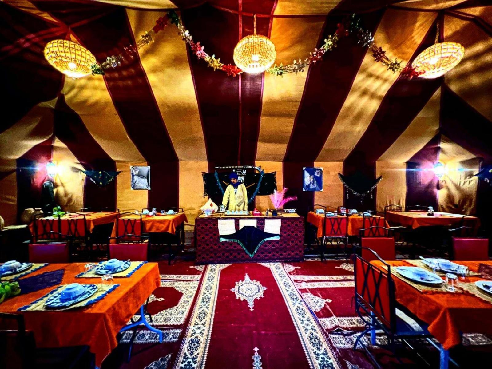 Desert Camp Camel & Sandboarding メルズーガ エクステリア 写真