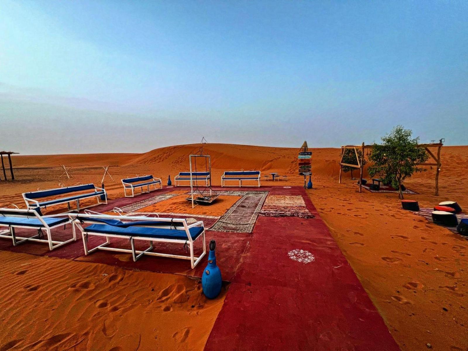 Desert Camp Camel & Sandboarding メルズーガ エクステリア 写真