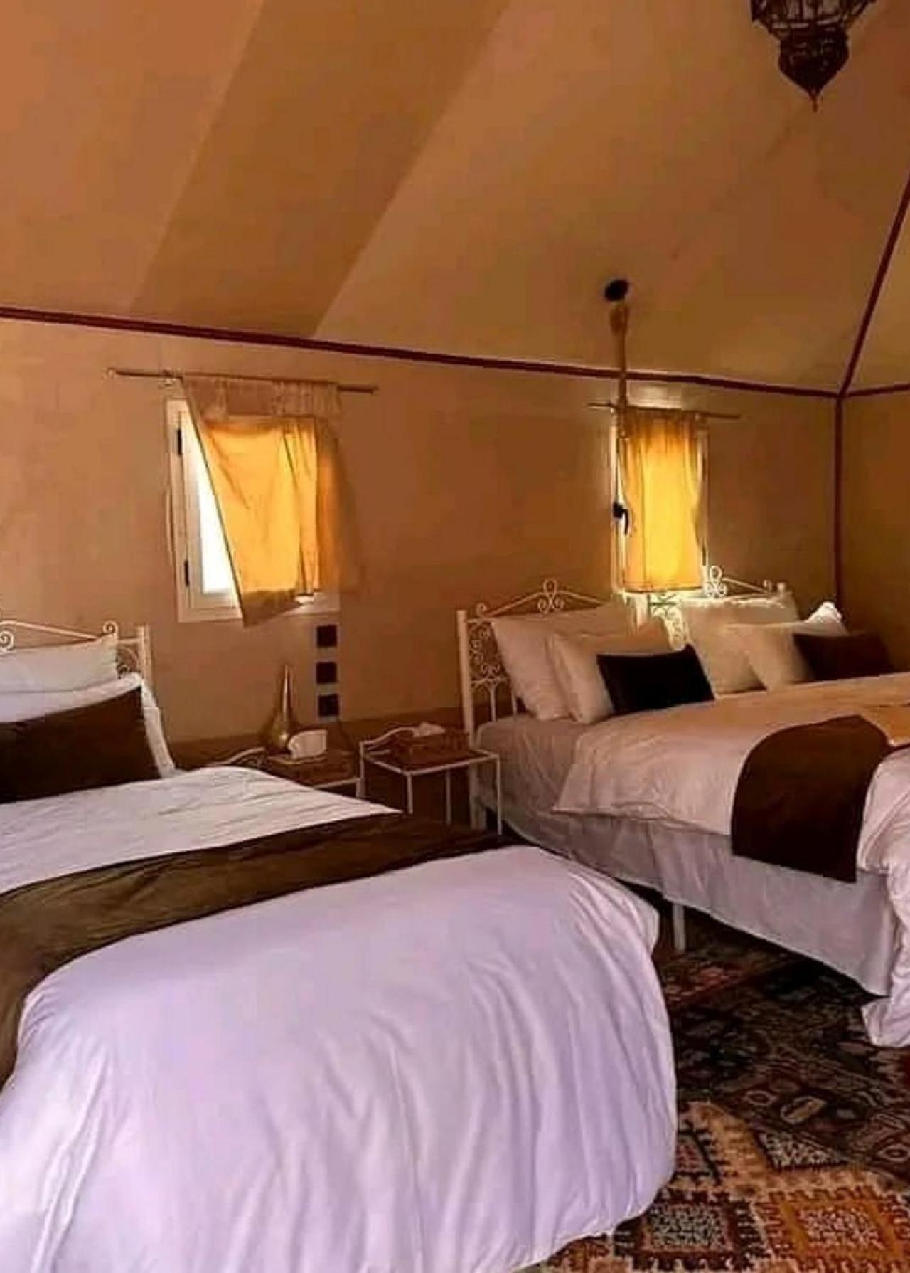 Desert Camp Camel & Sandboarding メルズーガ エクステリア 写真