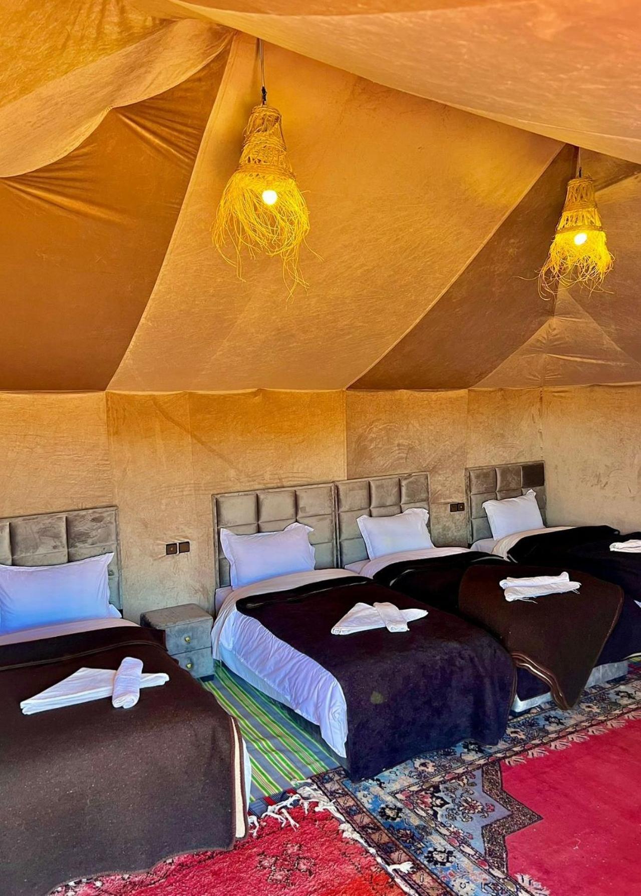 Desert Camp Camel & Sandboarding メルズーガ エクステリア 写真